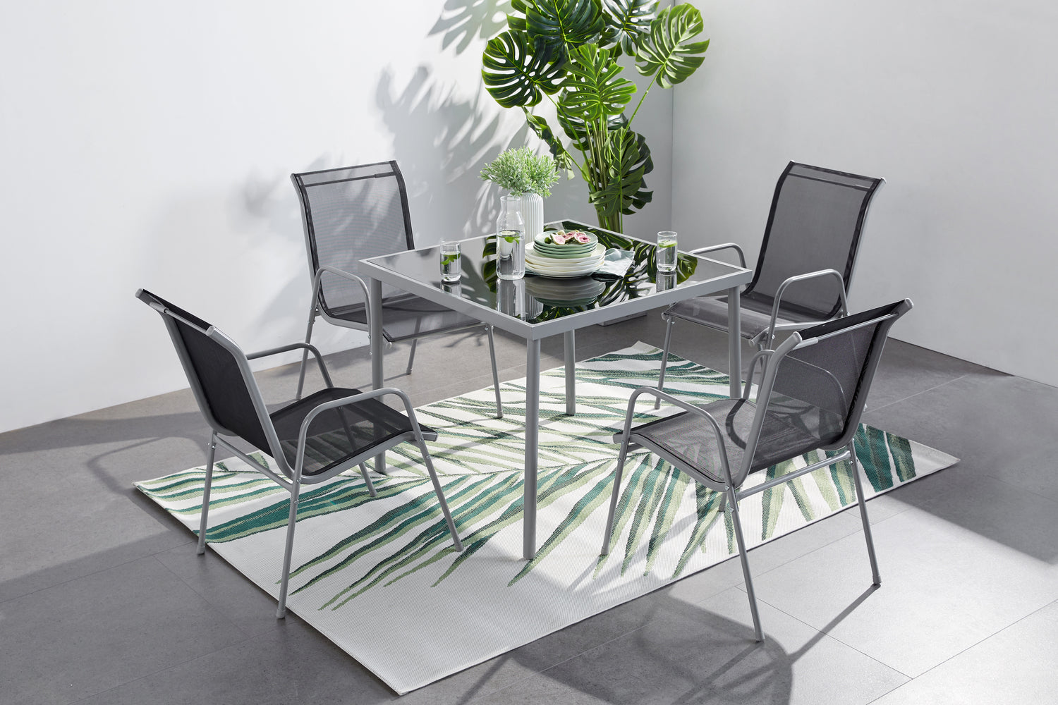 concept-usine-lusiana-salon-de-jardin-4-places-gris-clair image 1