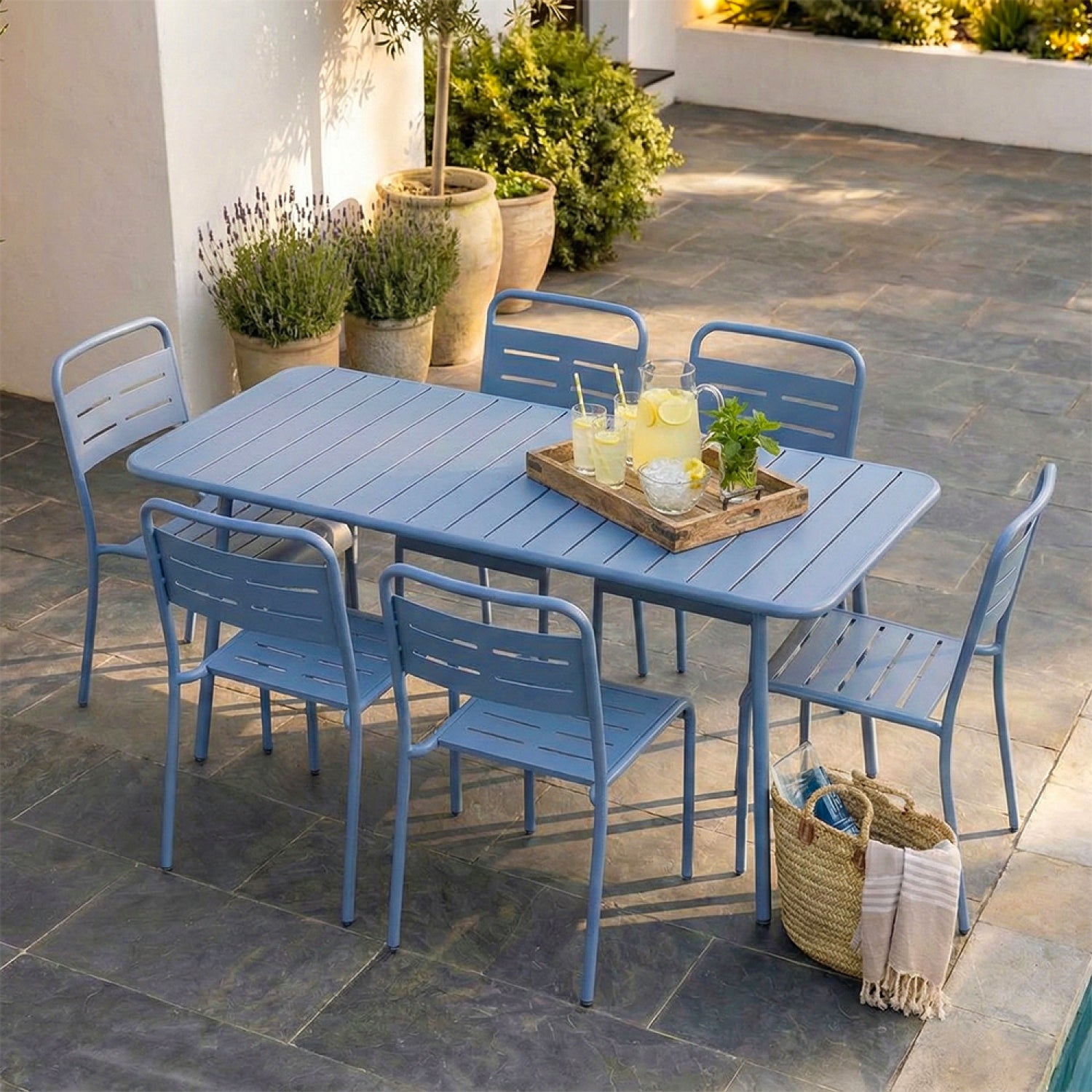 concept-usine-bergame-table-jardin-acier-bleu-8-places image 6