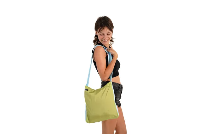 ticket-to-the-moon-eco-bag-small-sac-courses-10l-recycl image 1
