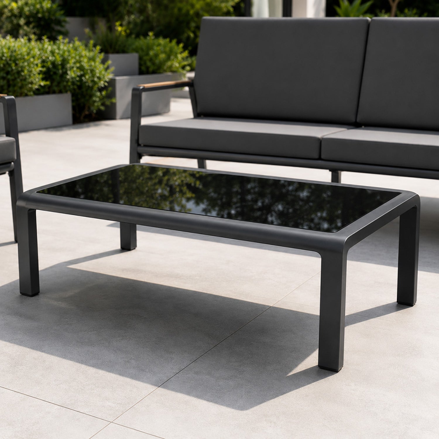 concept-usine-hobart-salon-de-jardin-aluminium-gris-5-places image 5