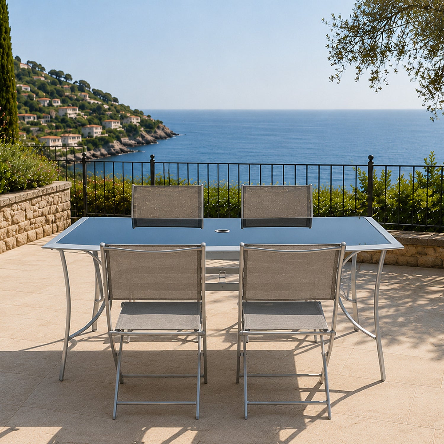 concept-usine-alassio-ensemble-table-et-4-chaises-jardin-gris image 2