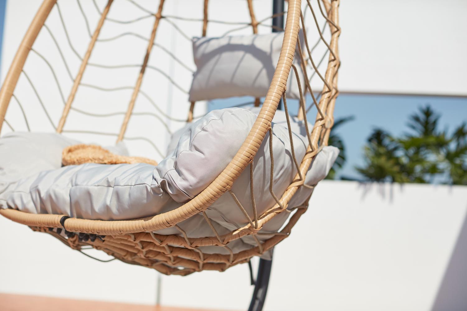 concept-usine-lima-fauteuil-suspendu-oeuf-naturel image 8