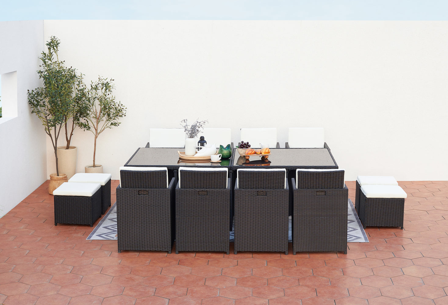 concept-usine-monaco-12-ensemble-repas-jardin-12-places image 4