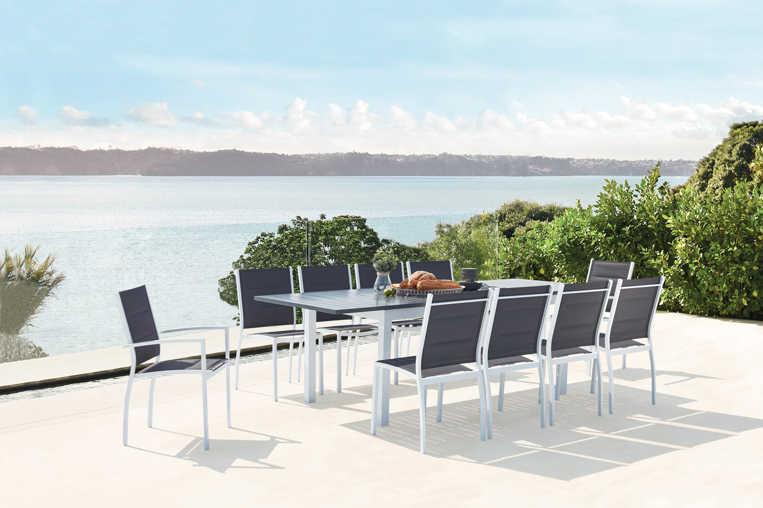 concept-usine-arezzo-salon-jardin-blanc-extensible-10-places image 2