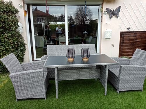Grande table