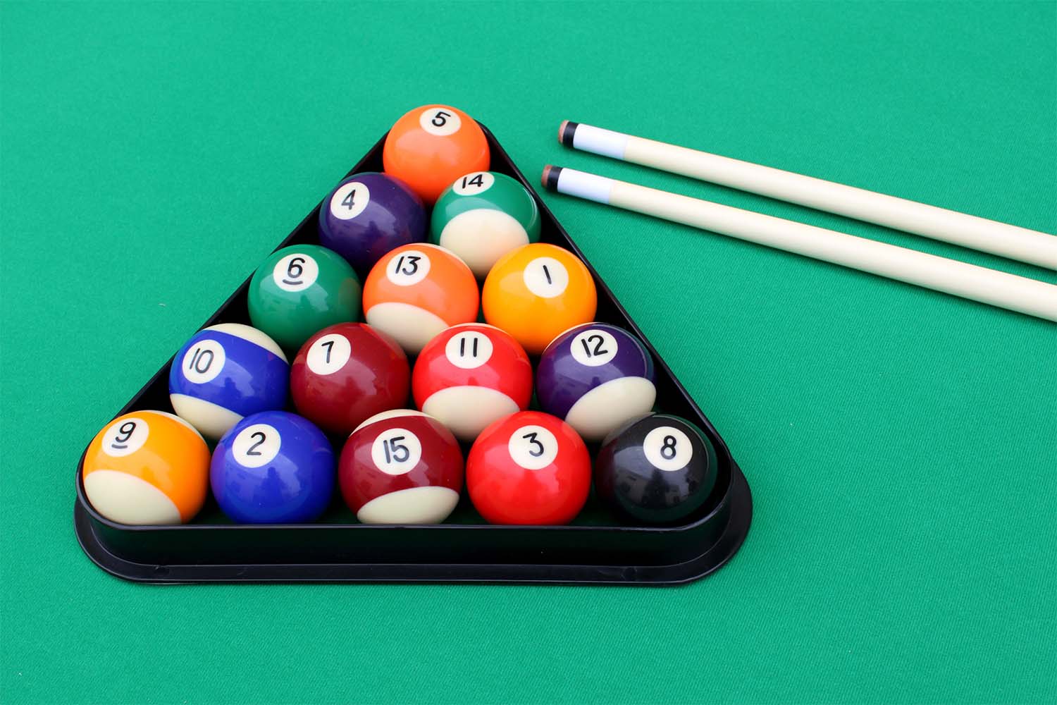 concept-usine-orlando-billard-am-ricain-gris-accessoires image 3