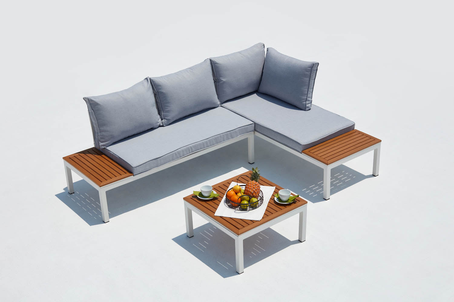 concept-usine-lolea-salon-de-jardin-4-places-aluminium-gris image 4
