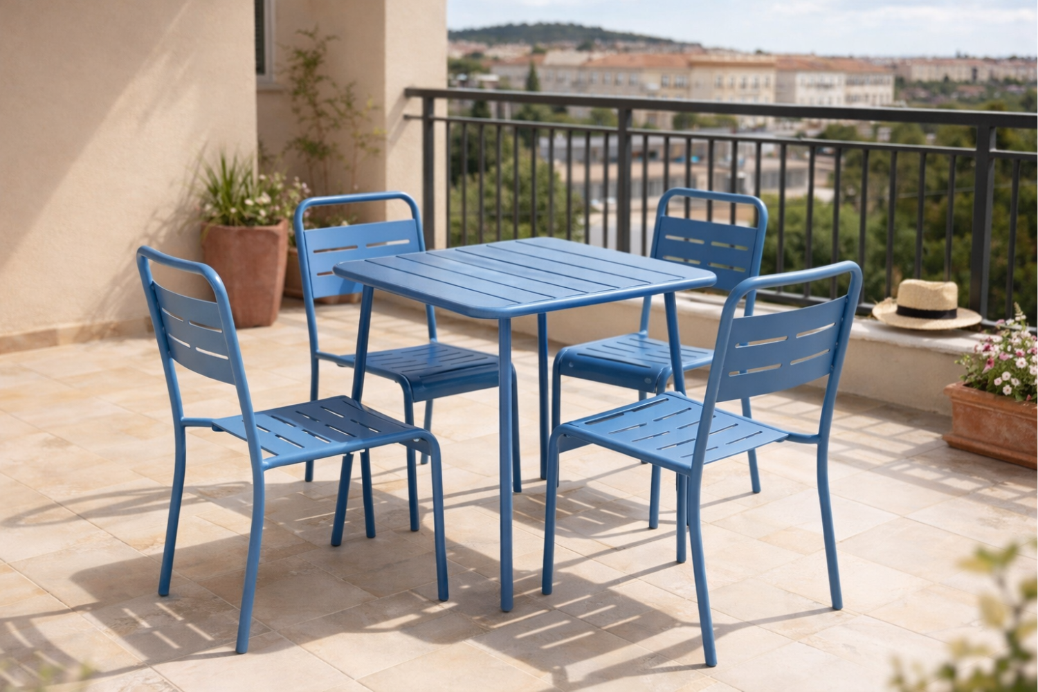 concept-usine-bergame-table-jardin-bleue-4-places-acier image 3