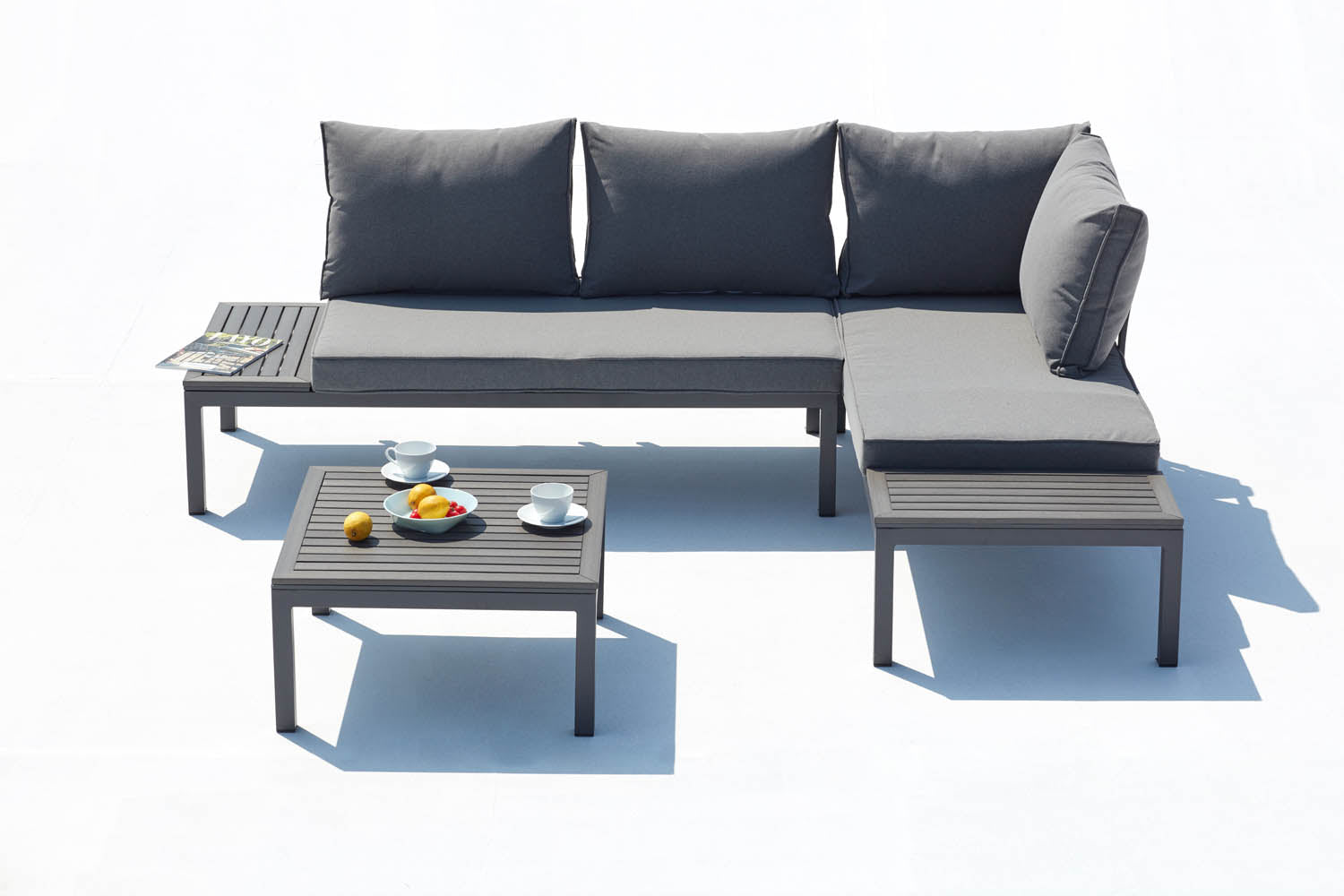 concept-usine-lolea-salon-de-jardin-4-places-aluminium-gris image 3