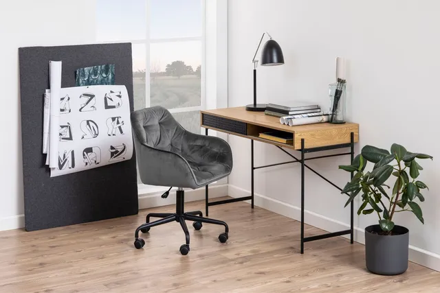 concept-usine-mushu-bureau-bois-industriel-avec-niche image 1