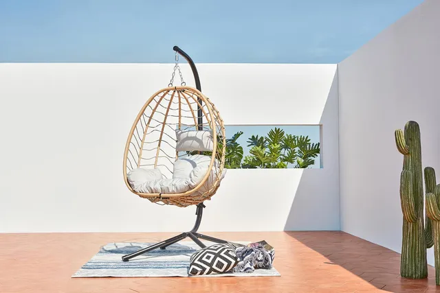 concept-usine-lima-fauteuil-suspendu-oeuf-naturel image 1
