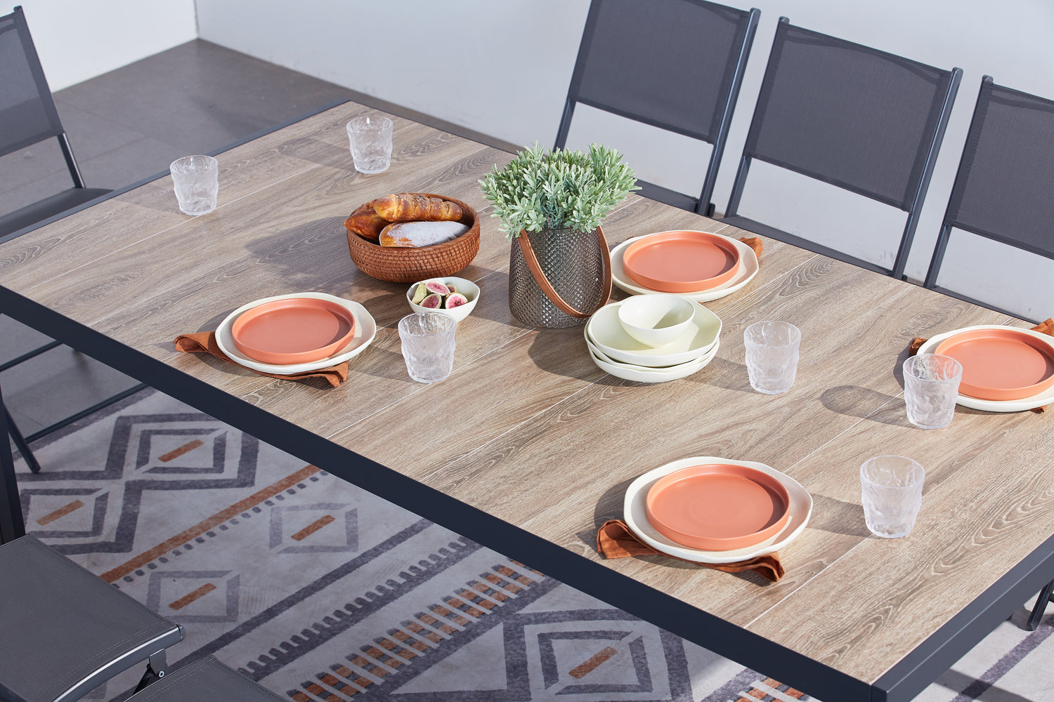 concept-usine-lagos-ensemble-table-chaises-jardin-alu-10-places-gris-fonc image 3