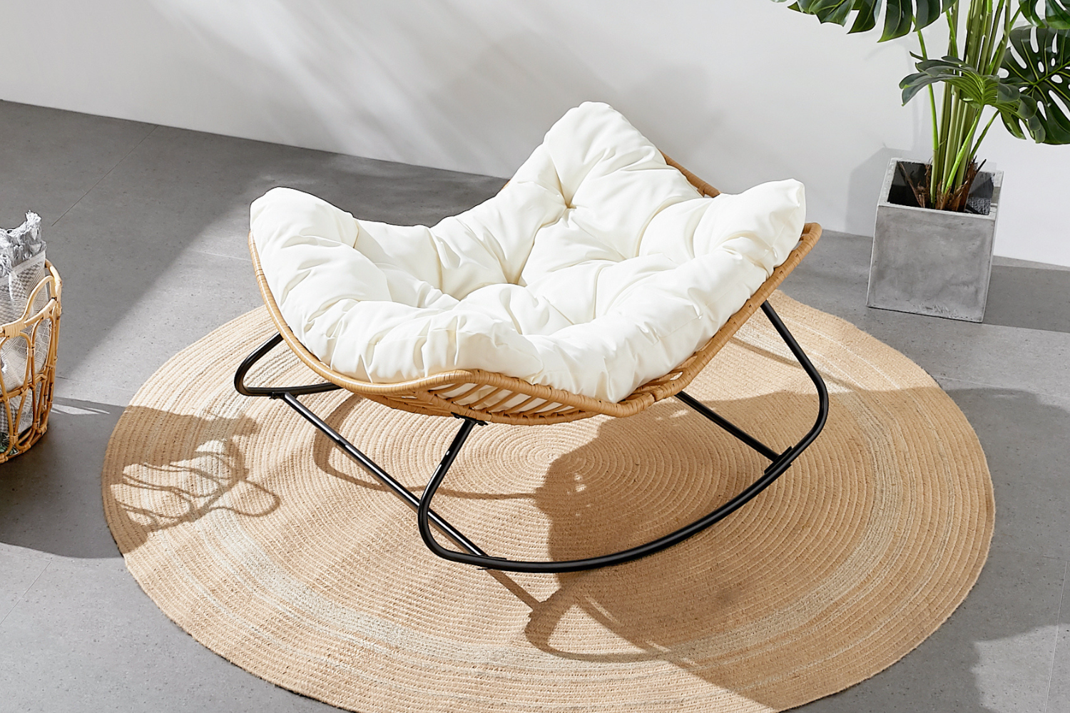 concept-usine-canggu-fauteuil-bascule-beige-r-sine-tress-e image 6
