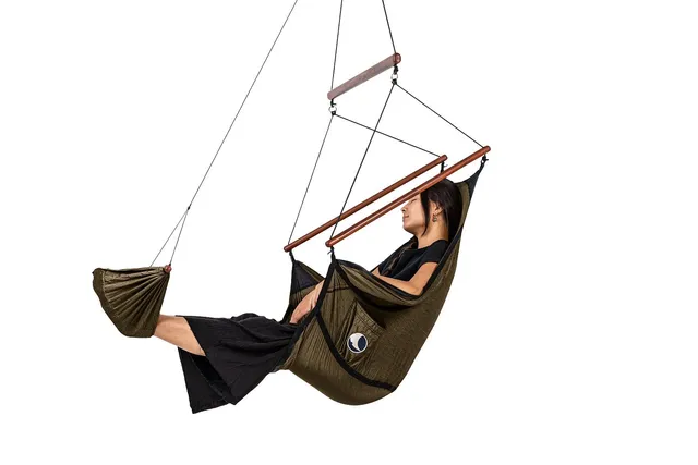 ticket-to-the-moon-moon-chair-chaise-suspendue-120-kg image 1