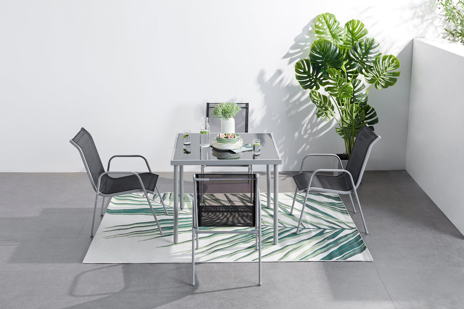 concept-usine-lusiana-salon-de-jardin-4-places-gris-clair image 2