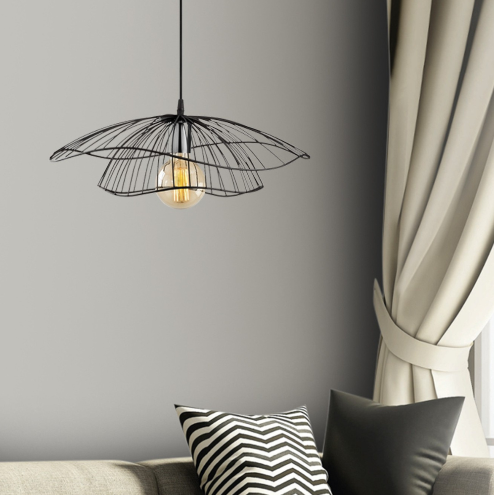 concept-usine-lola-suspension-luminaire-m-tal-noir-fleur image 1