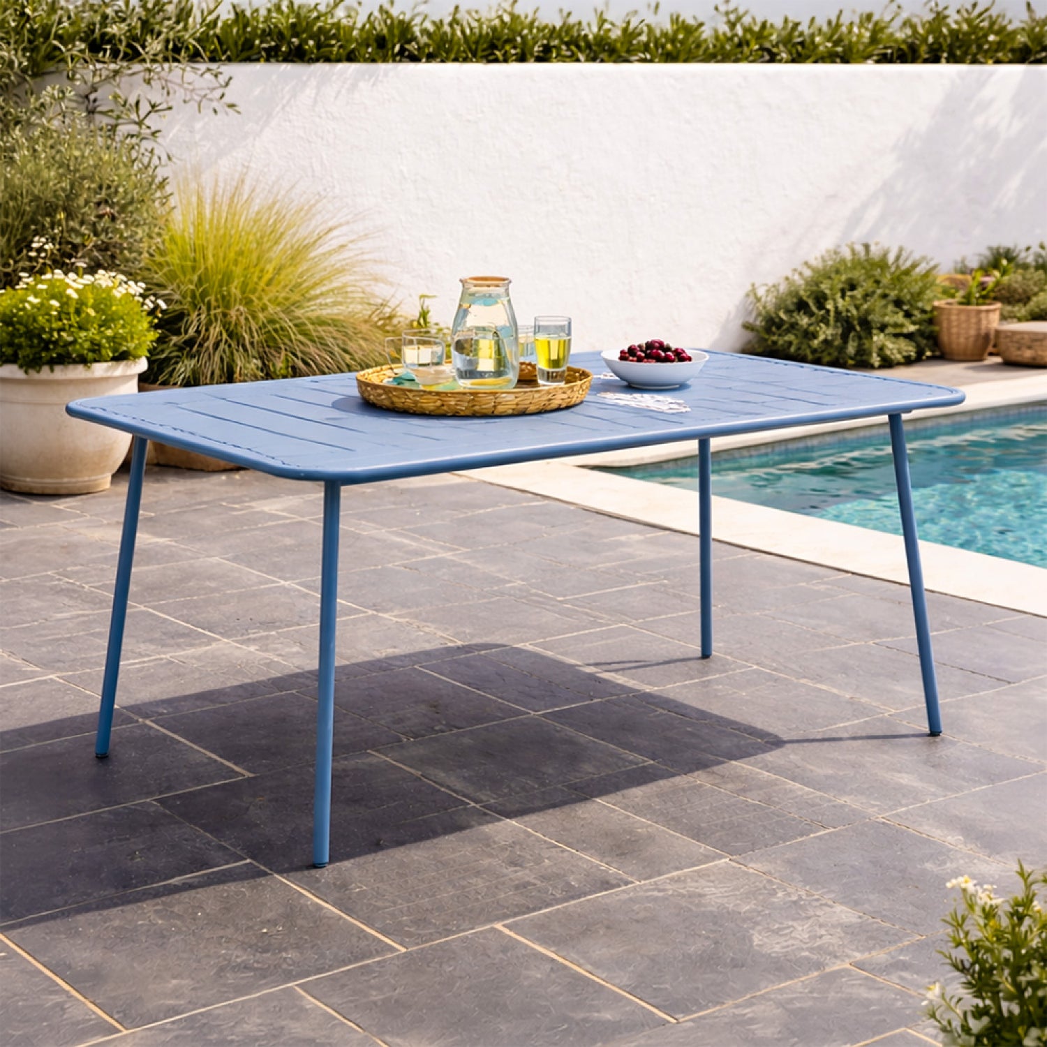 concept-usine-bergame-table-jardin-acier-bleu-8-places image 5