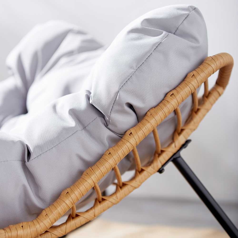 concept-usine-canggu-fauteuil-bascule-beige-r-sine-tress-e image 2