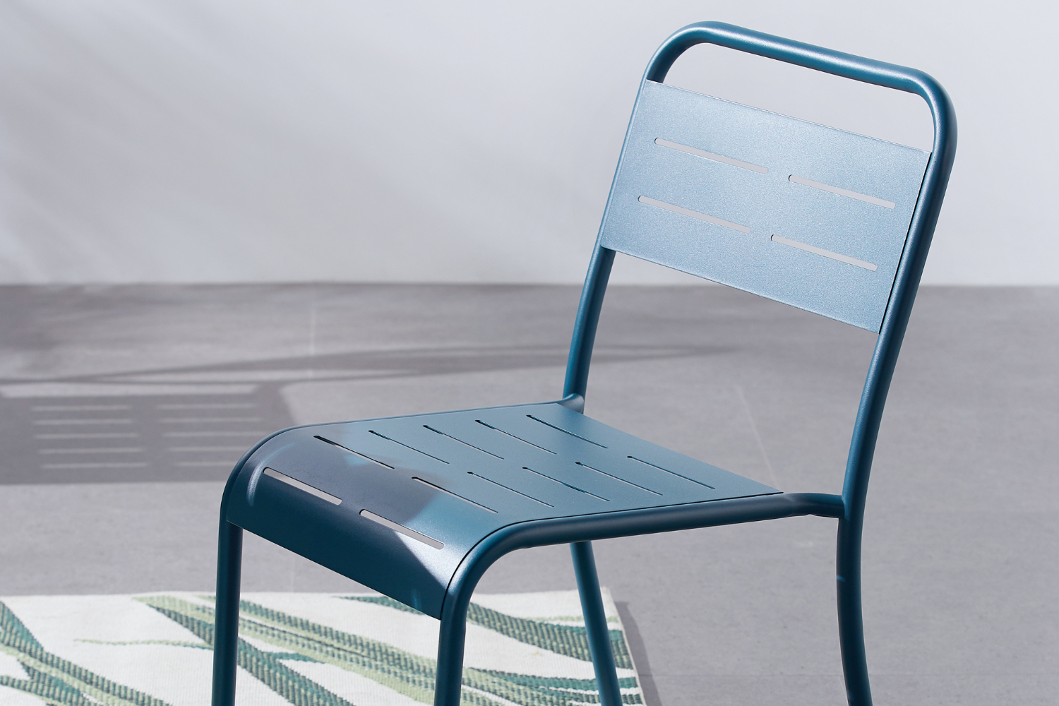 concept-usine-bergame-lot-6-chaises-jardin-acier-gris-fonc image 8