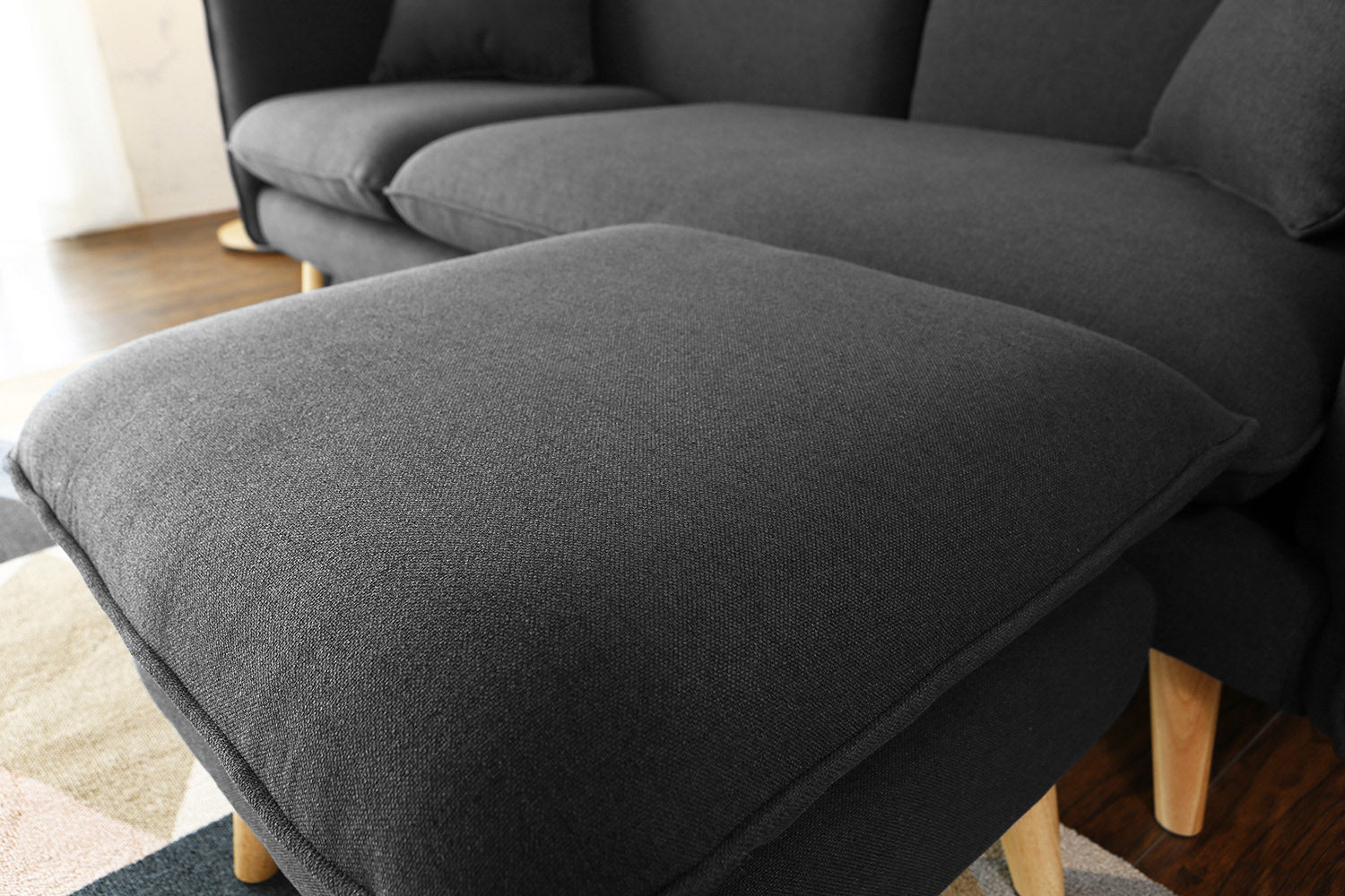 concept-usine-isko-canap-droit-tissu-gris-3-places-avec-pouf image 3
