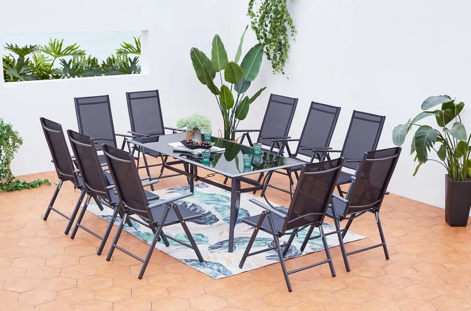 concept-usine-rimini-10-salon-de-jardin-10-places-verre-noir image 1