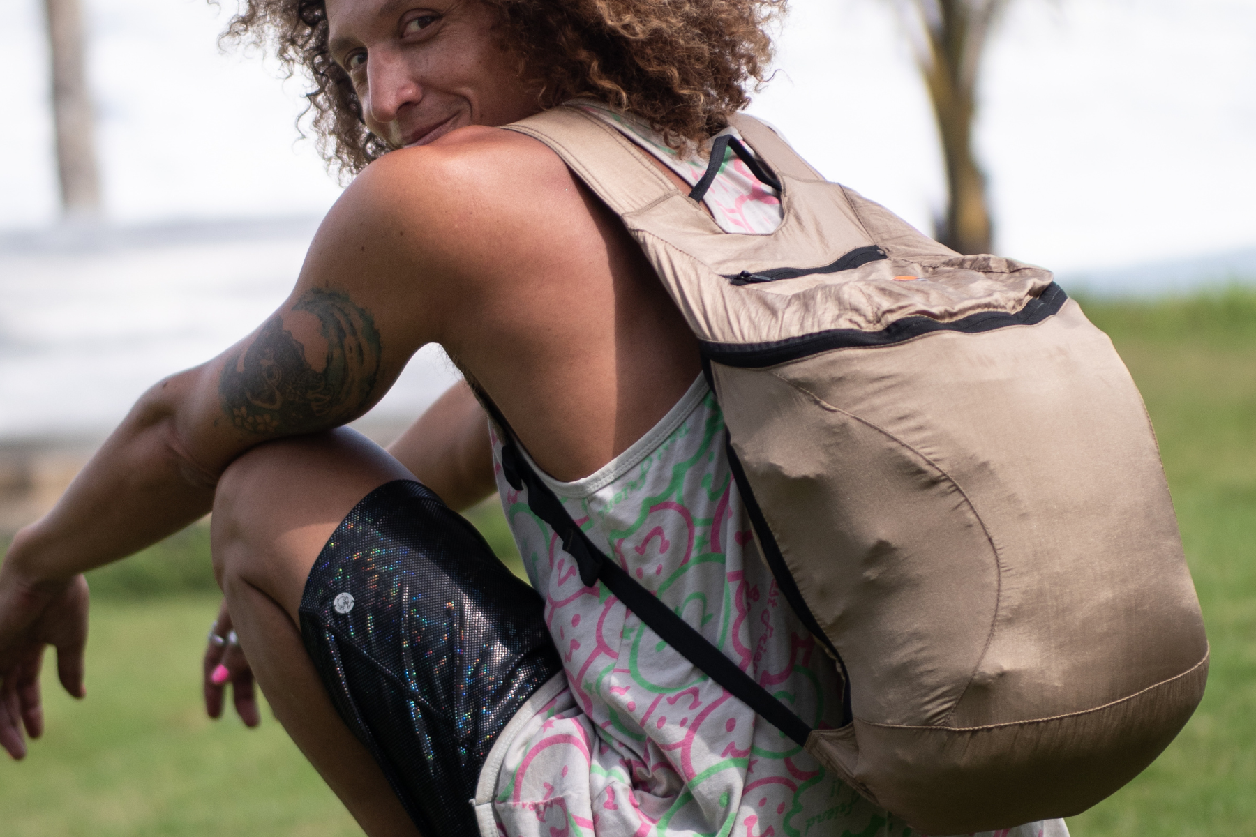 ticket-to-the-moon-backpack-plus-sac-dos-25l-prune-recycl image 4