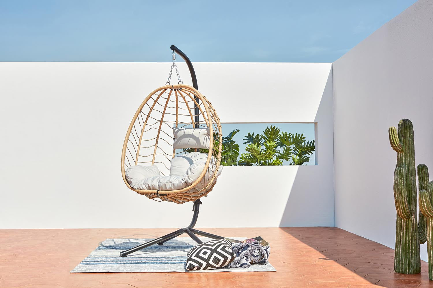 concept-usine-lima-fauteuil-suspendu-oeuf-naturel image 1