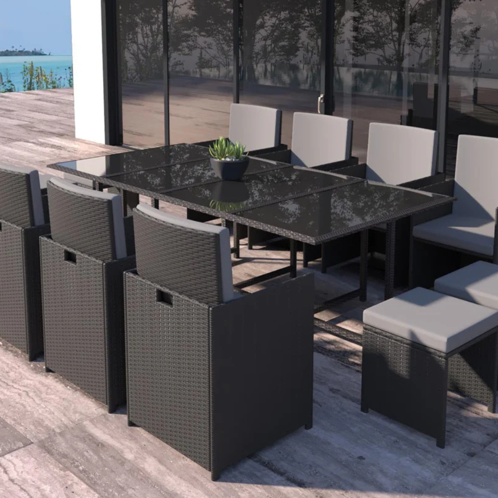 concept-usine-florida-12-salon-jardin-12-places-noir-et-blanc image 1