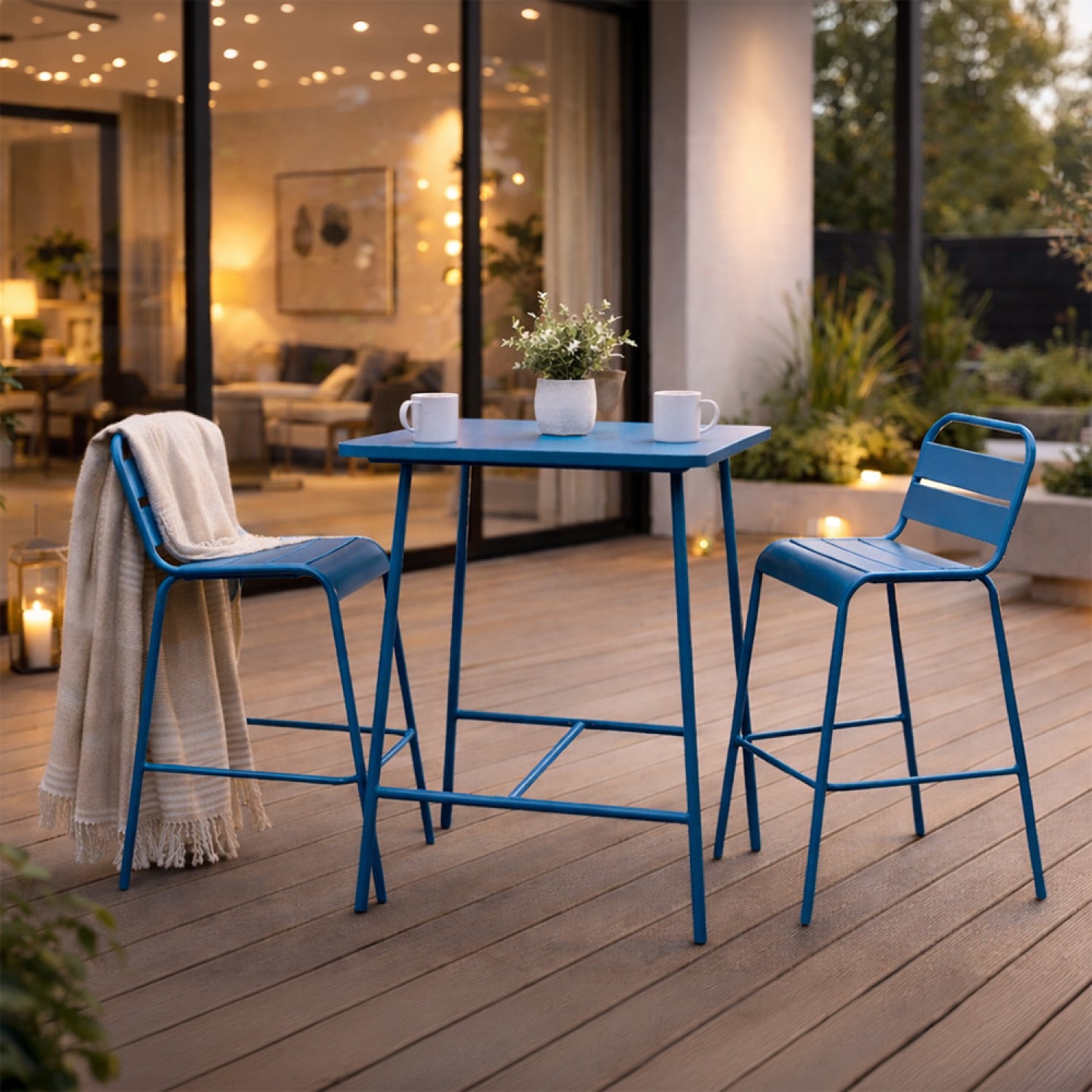 concept-usine-bergame-ensemble-haut-table-chaises-bleu-2-places image 4
