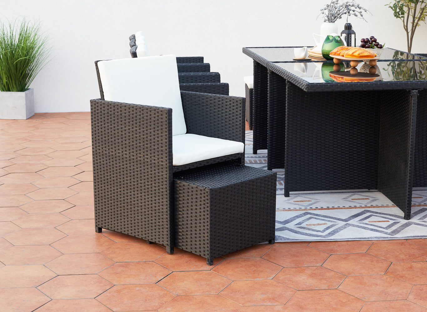 concept-usine-monaco-12-ensemble-repas-jardin-12-places image 7